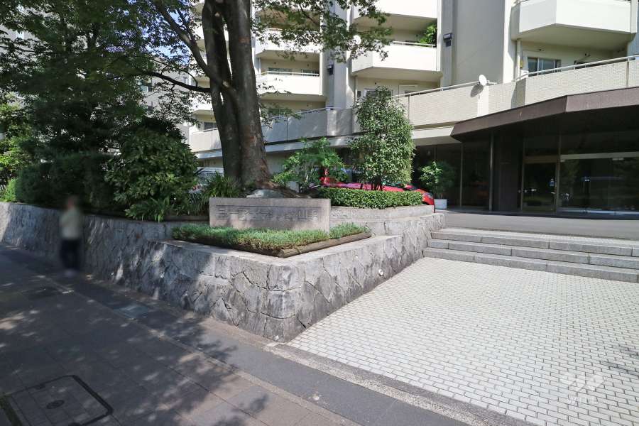 エントランスアプローチ