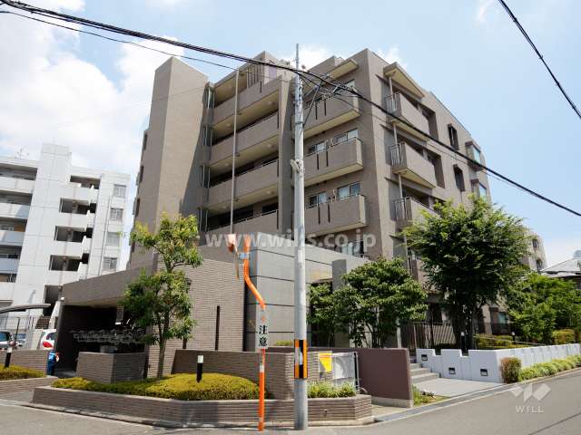 ステイツ豊中本町レジデンスの外観（北西側から）