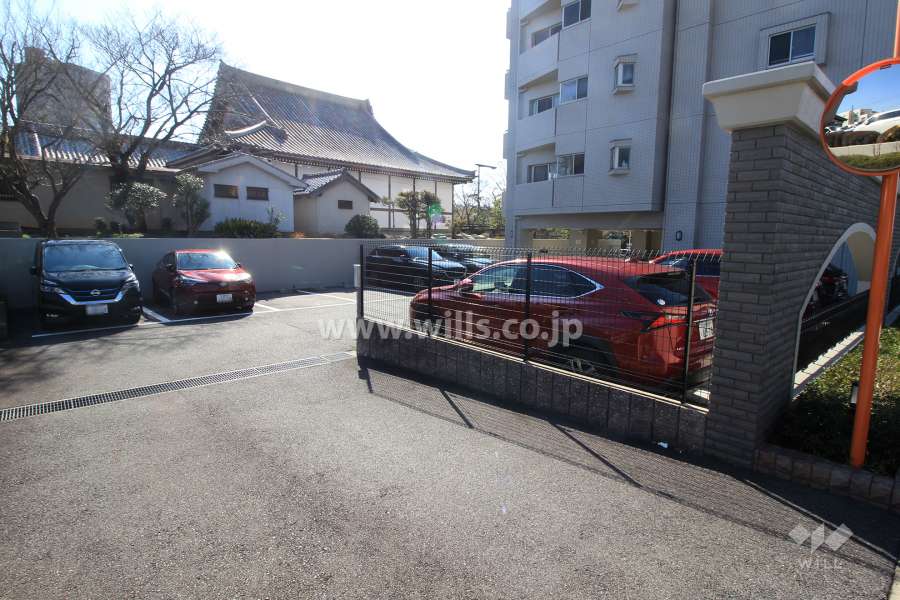 敷地内駐車場（屋外平面式）