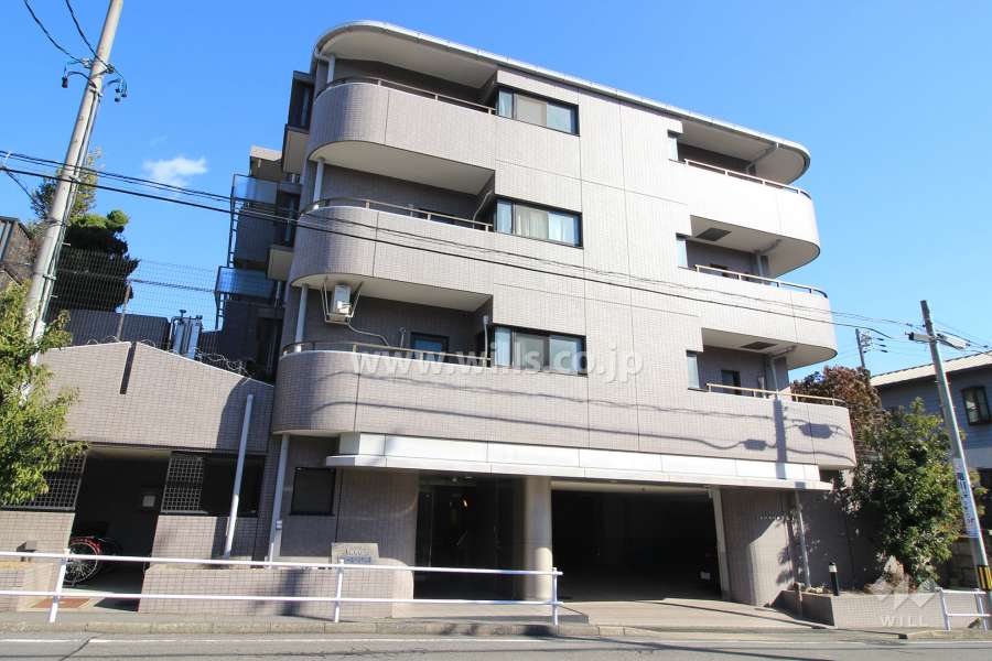 ソレーユベルテ山里の外観（北西側から）