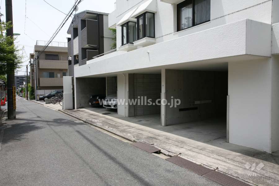 敷地内駐車場(屋内平面式)