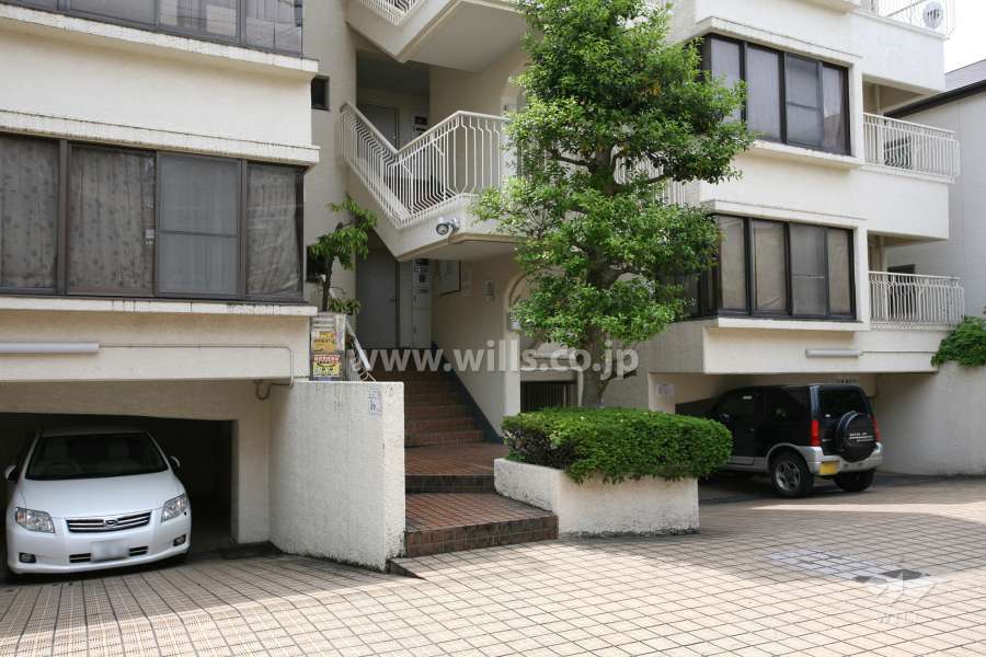 住戸出入口(共用階段)