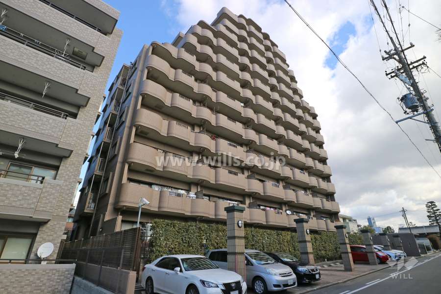 ライオンズガーデン御器所の外観(南西側から)