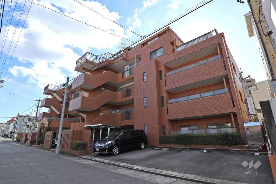 三旺マンション川名の外観（北西側から）