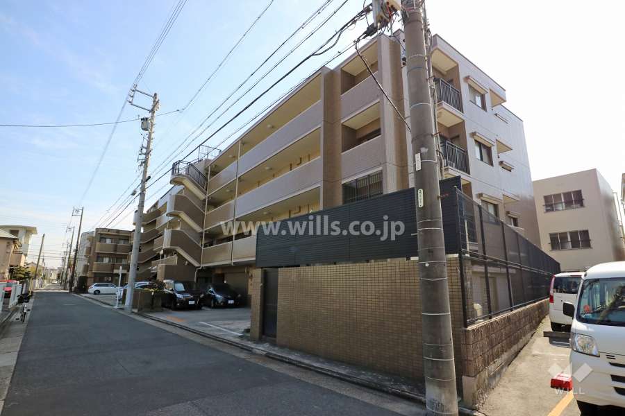 ライオンズマンション昭和川名町の外観（北西側から）