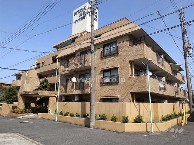 ダイアパレス川名の外観(南西側から)