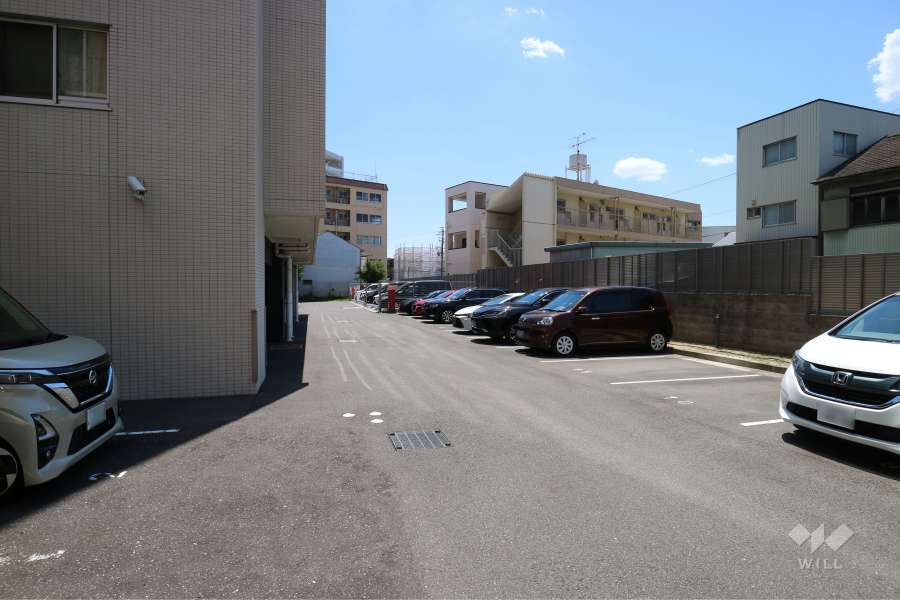 敷地内駐車場(屋外平面式、屋外機械式)