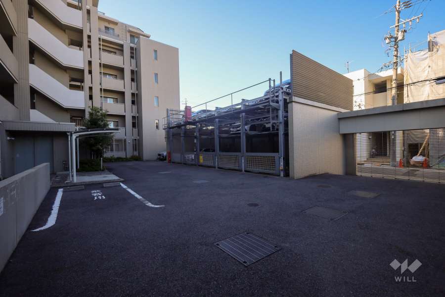 敷地内駐車場（屋外機械式）