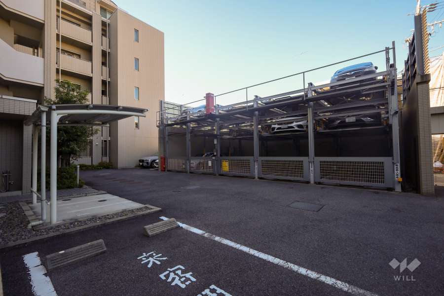 敷地内駐車場（屋外機械式）