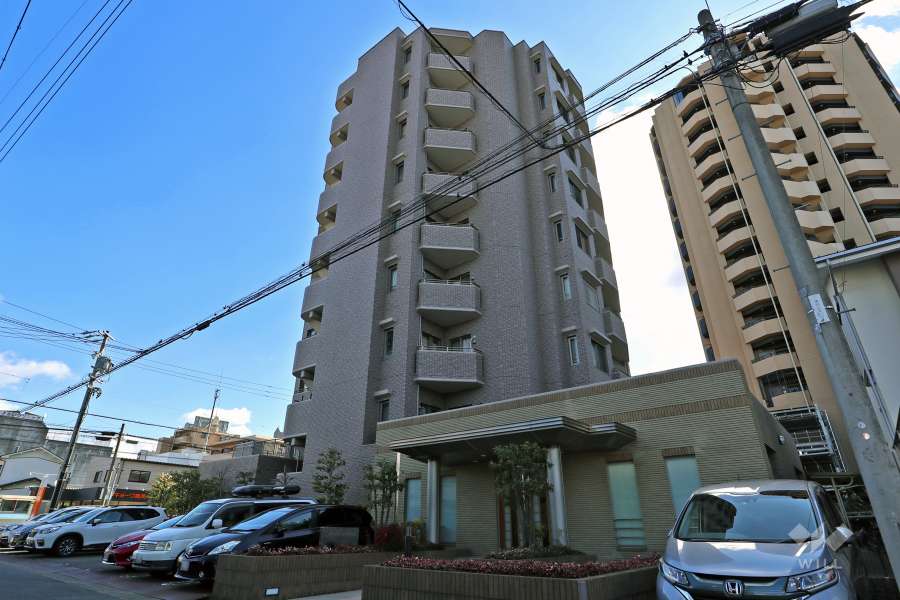 グランプレイス御器所の外観（北西側から）