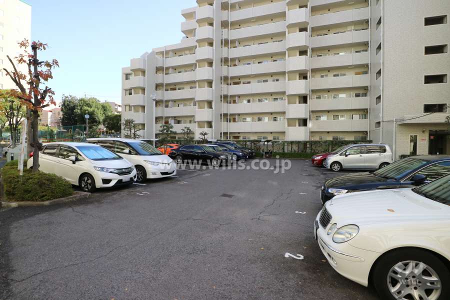 敷地内駐車場（屋外平面式）