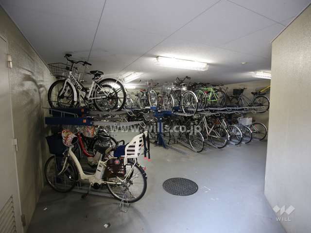 駐輪場（屋内）