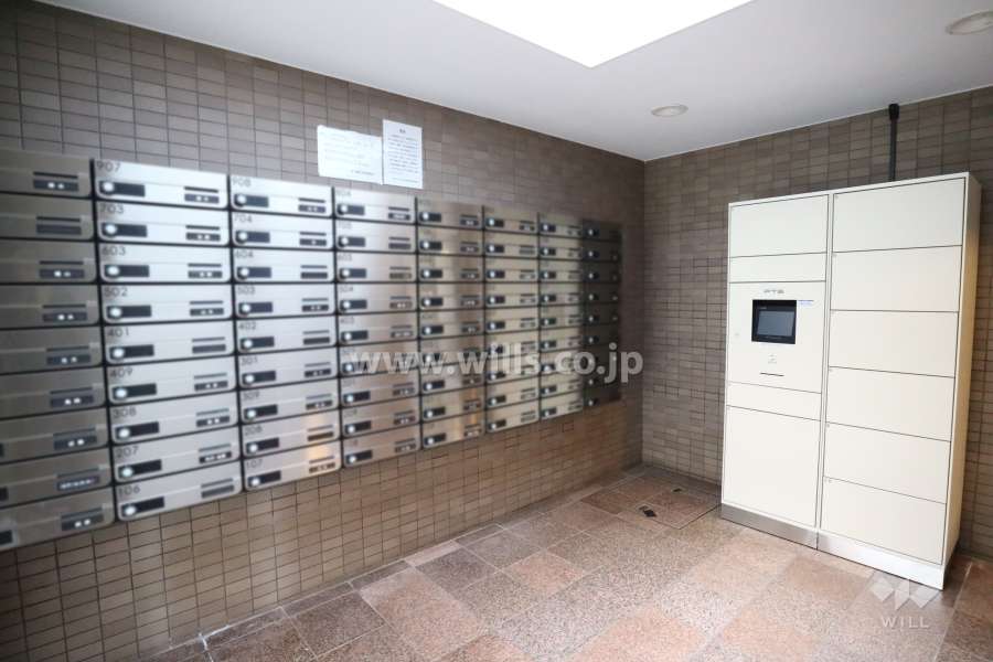 宅配ボックスと共用ポスト