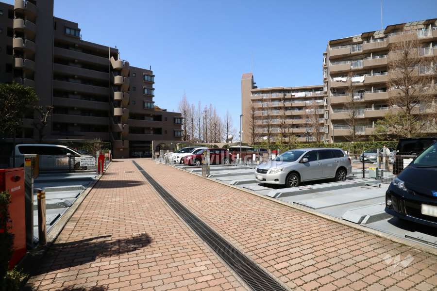 敷地内駐車場（屋外機械式）