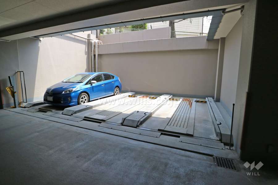 敷地内駐車場（屋外機械式）