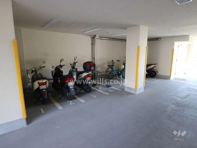 バイク置場