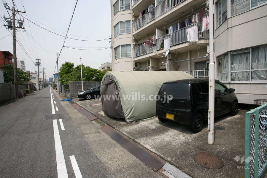 敷地内駐車場(屋外平面式)