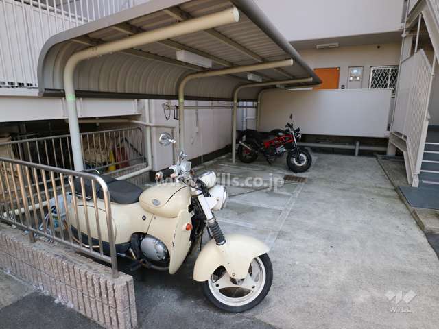 バイク置場