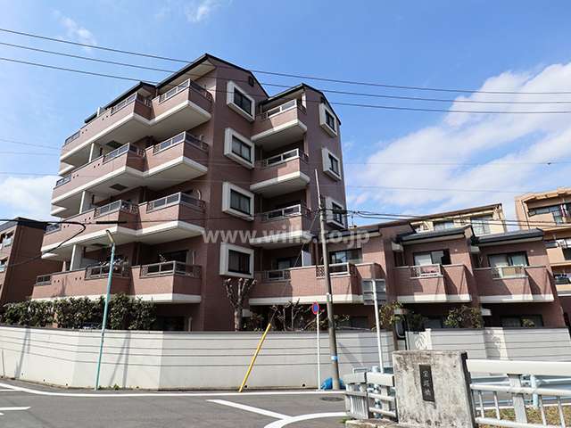 グランドメゾン檀渓通の外観(南東側から)
