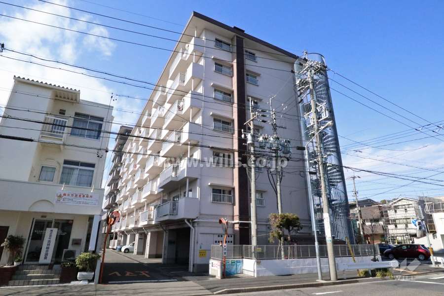 桜山ハイツの外観（南東側から）