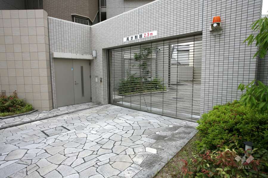 駐車場の出入口