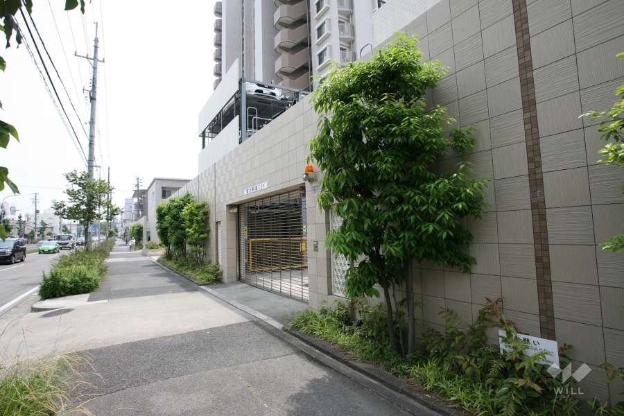 駐車場の出入口