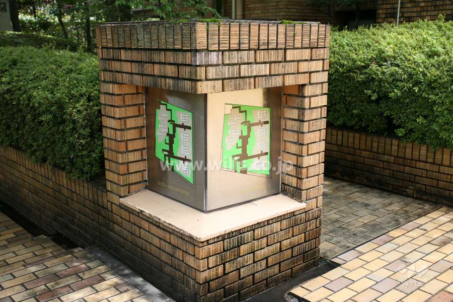 ルミエール南山の敷地配置図