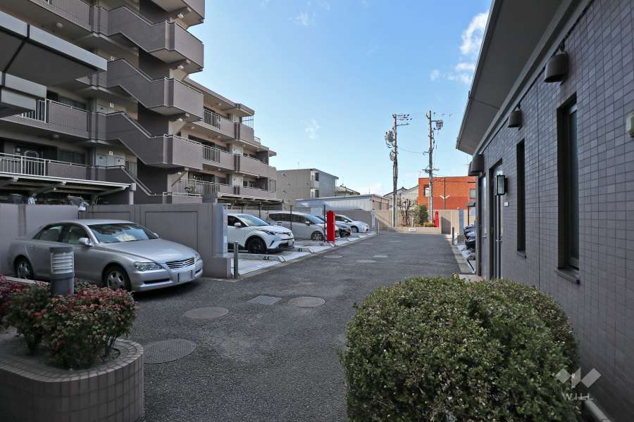 敷地内駐車場（屋外機械式）