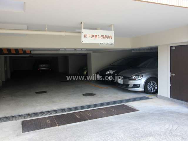 敷地内駐車場（屋内平面式）