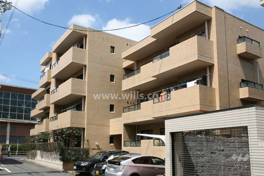 ユーロハイツ南山の外観