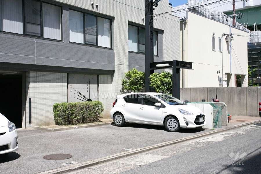 敷地内駐車場(屋外平面式)