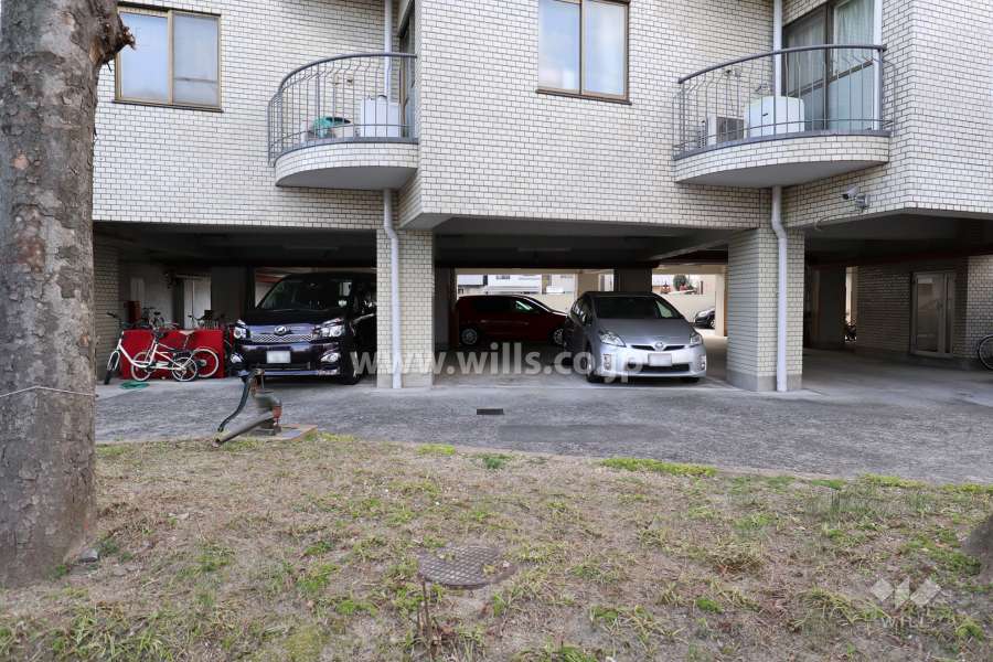 敷地内駐車場(屋内平面式)