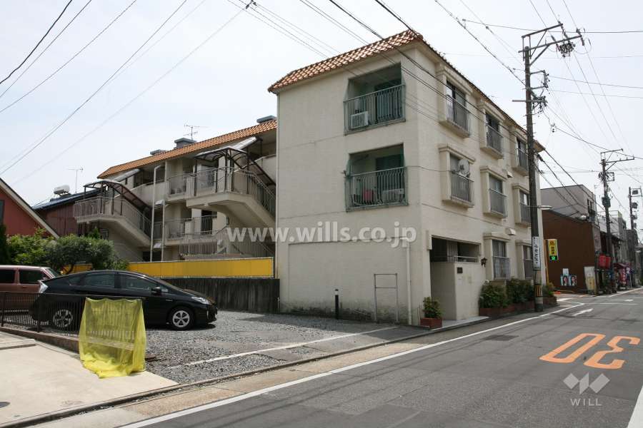 荘苑北山本町の外観(北西側から)