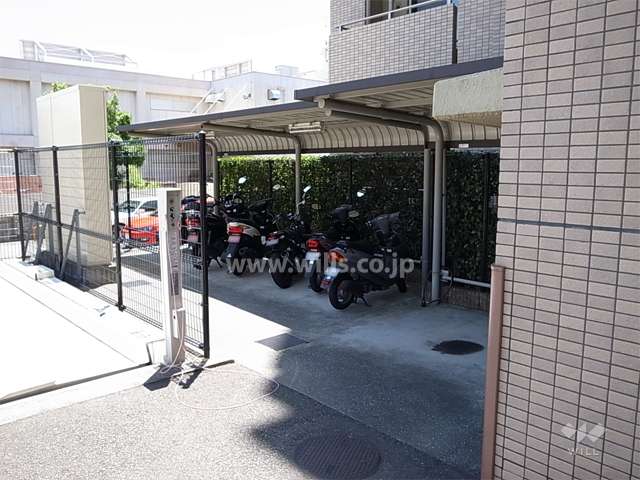 バイク置き場