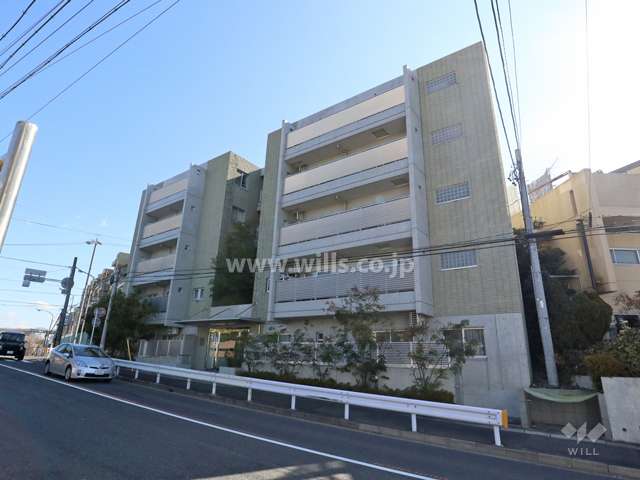 プレセーヌ八事高峯の外観(西側から)