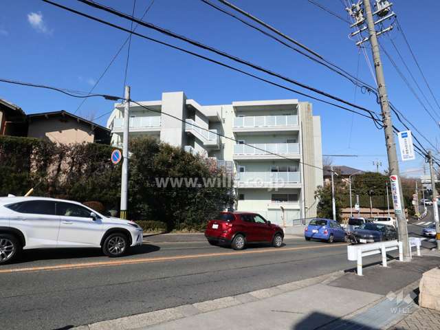 プレセーヌ八事高峯の外観(南東側から)