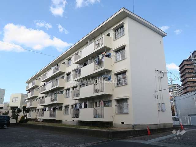 翠が丘団地1号棟の外観（南東側から）