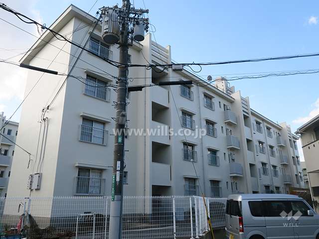 翠が丘団地1号棟の外観（北東側から）