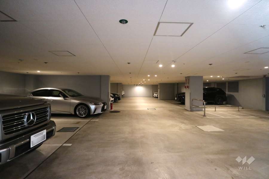 敷地内駐車場（屋内平面式）