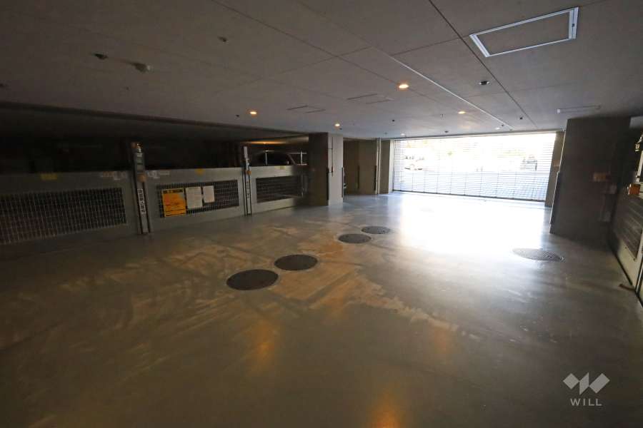 敷地内駐車場（屋内平面式）