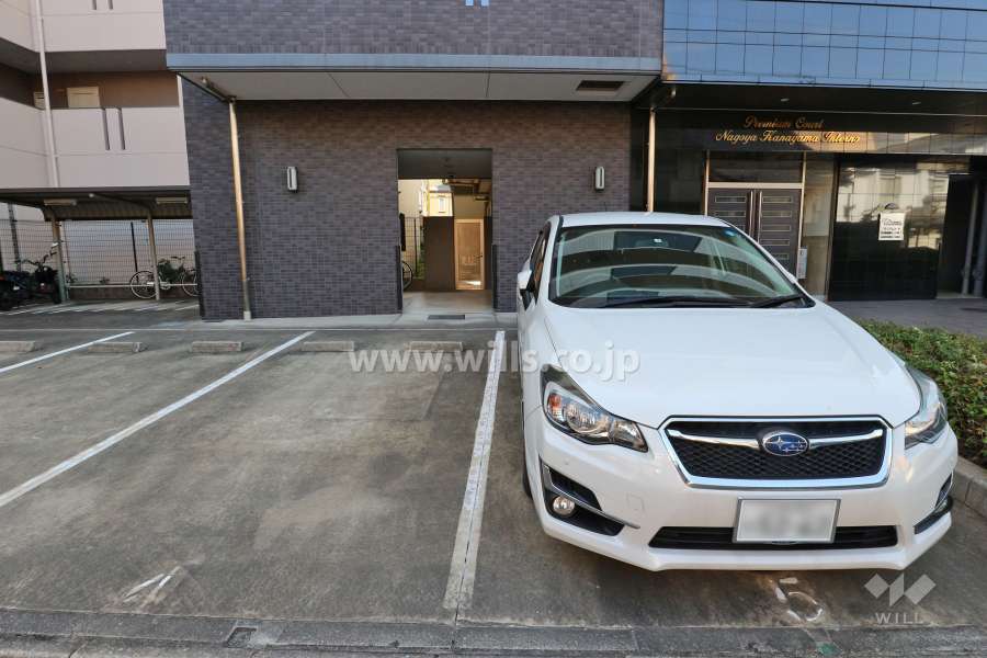 敷地内駐車場（屋外平面式）