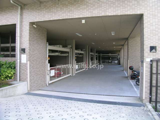 敷地内駐車場