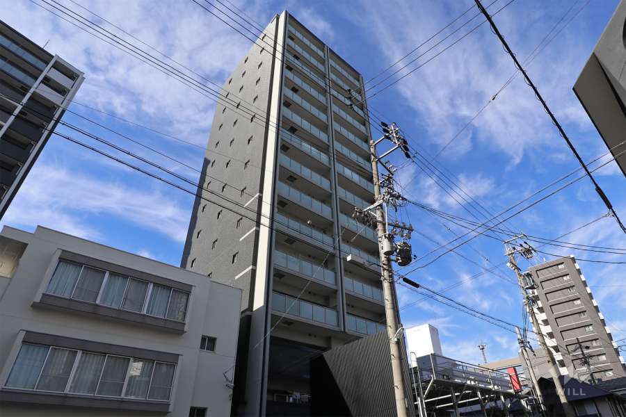 プレサンスロジェ鶴舞の外観（南東側から）