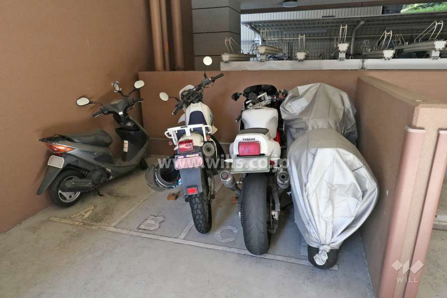 バイク置場