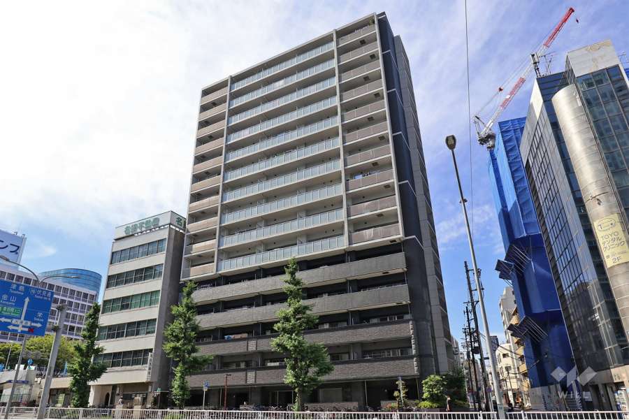 レサンスロジェ上前津駅前Ⅱの外観（南東側から）