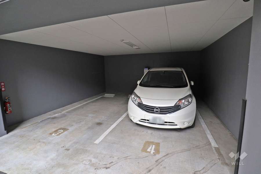 敷地内駐車場（屋内平面式）