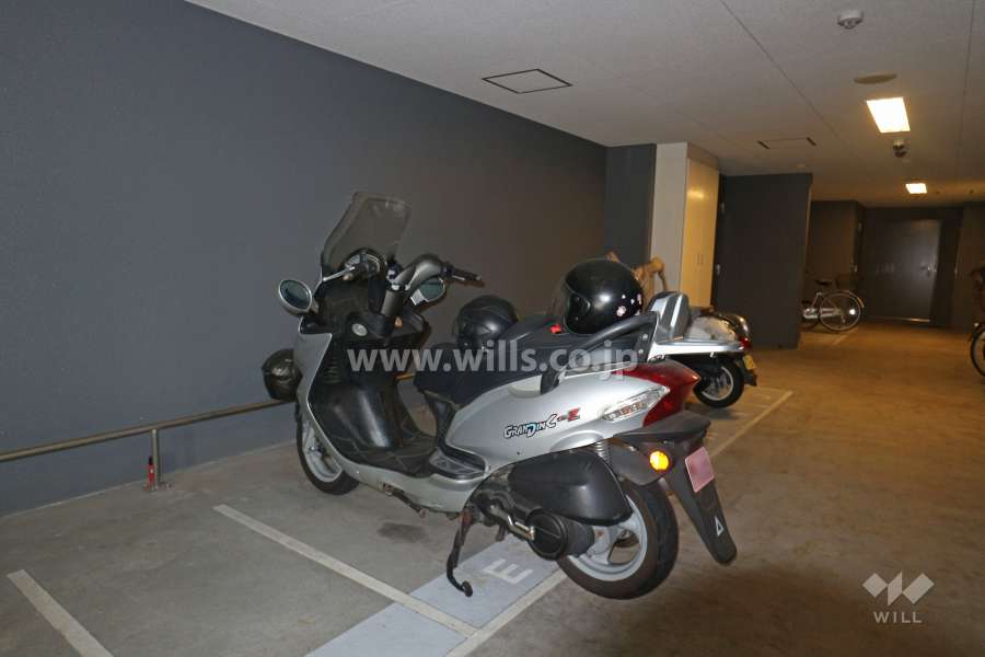 バイク置場