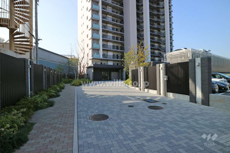 エントランスアプローチ