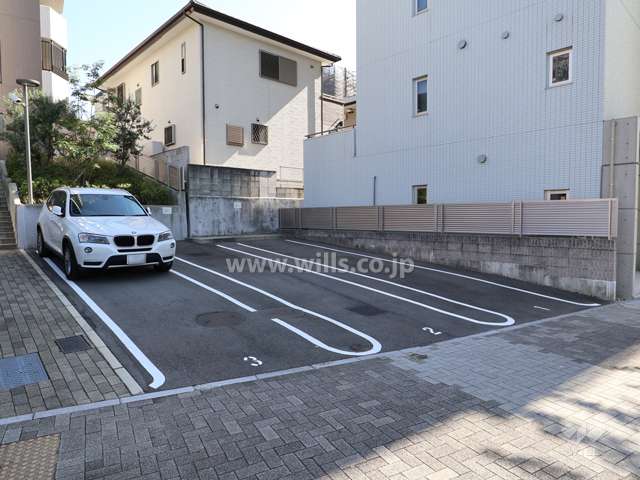 敷地内駐車場（屋外平面式）