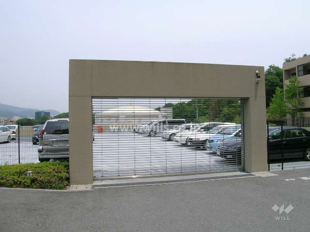敷地内の駐車場